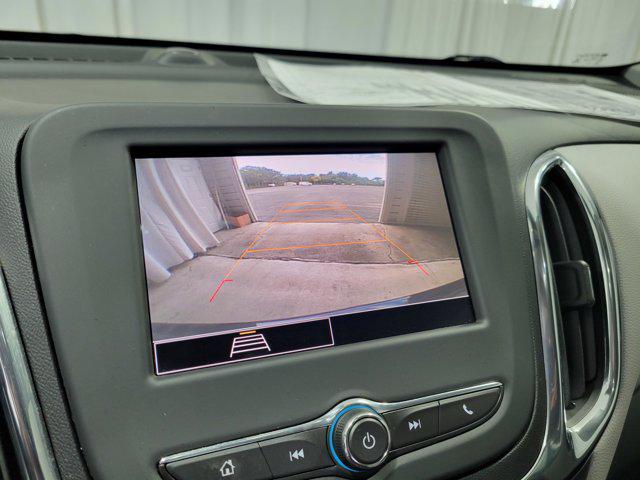 used 2022 Chevrolet Equinox car, priced at $18,900