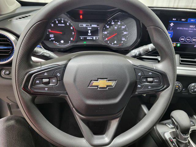 used 2024 Chevrolet Trax car, priced at $19,422