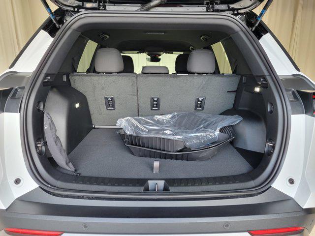 new 2026 Chevrolet Equinox car, priced at $33,193