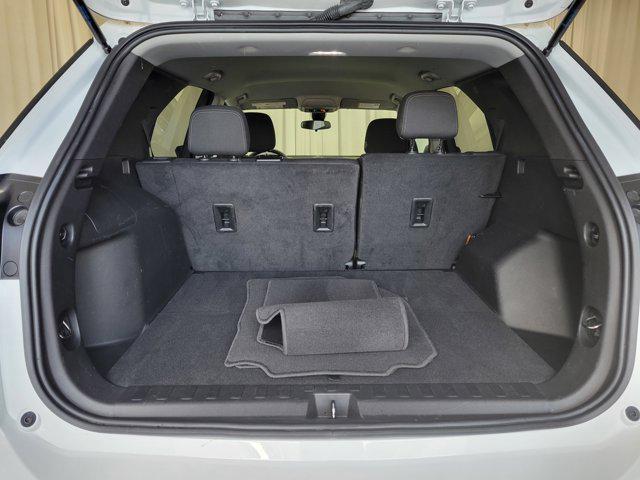 used 2023 Chevrolet Equinox car, priced at $20,123