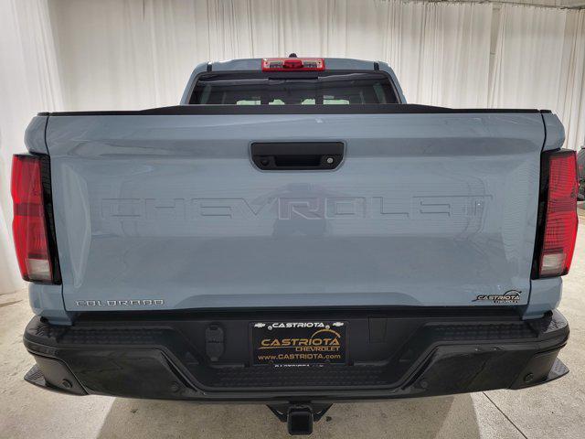 new 2025 Chevrolet Colorado car, priced at $44,015