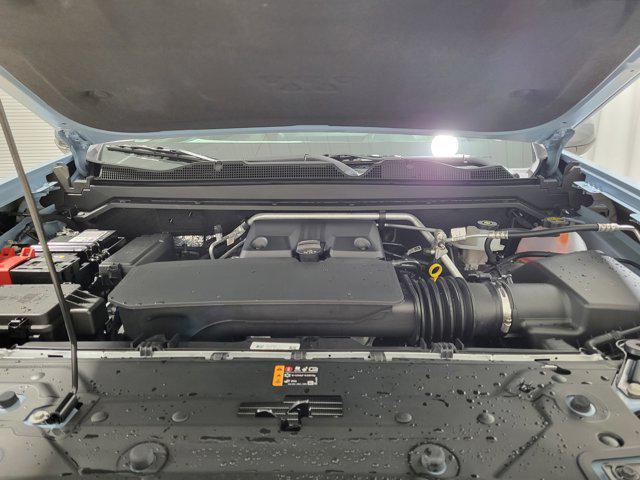 new 2025 Chevrolet Colorado car, priced at $44,015