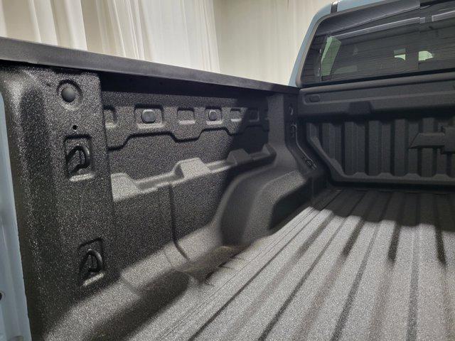 new 2025 Chevrolet Colorado car, priced at $44,015