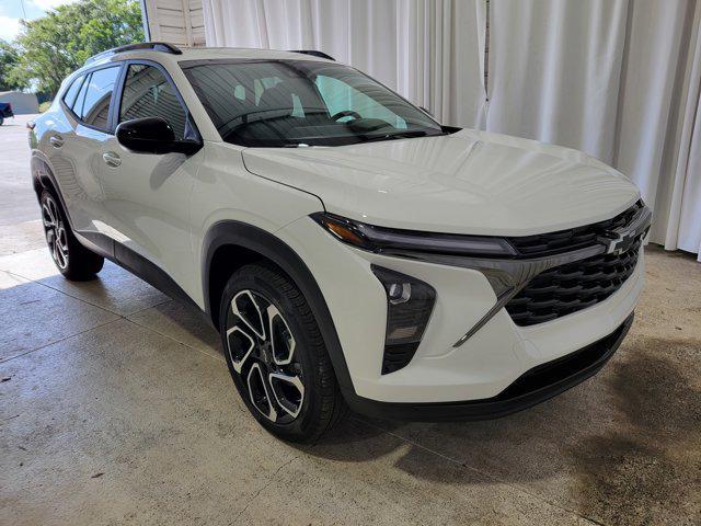 new 2025 Chevrolet Trax car, priced at $27,930
