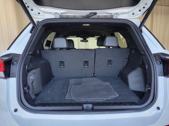 used 2022 Chevrolet Equinox car, priced at $26,110