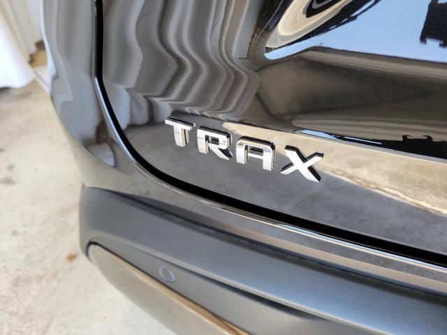 new 2025 Chevrolet Trax car, priced at $27,035