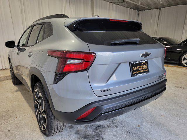 new 2025 Chevrolet Trax car, priced at $27,035