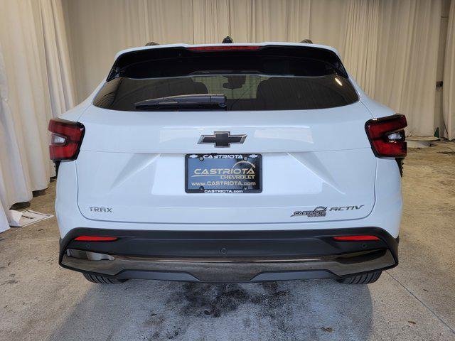 new 2025 Chevrolet Trax car, priced at $27,634