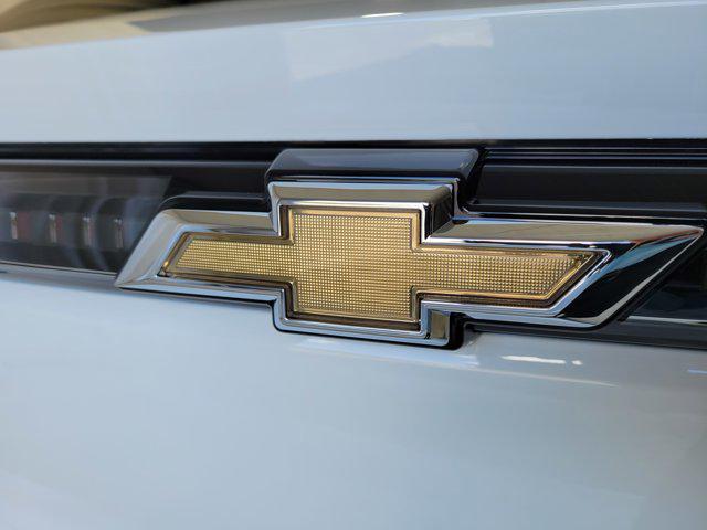 new 2025 Chevrolet Equinox EV car, priced at $39,539