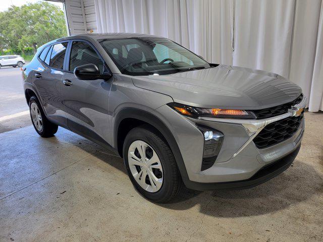 new 2025 Chevrolet Trax car, priced at $23,283