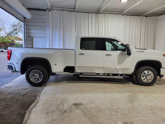 new 2025 Chevrolet Silverado 3500 car, priced at $91,300