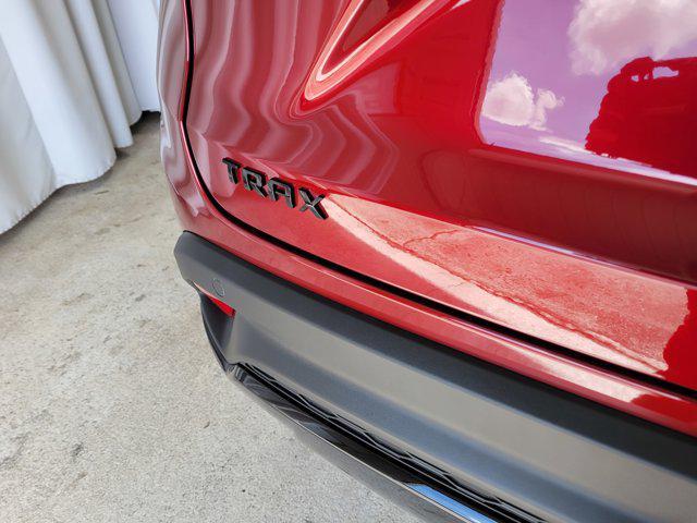 new 2025 Chevrolet Trax car, priced at $24,978