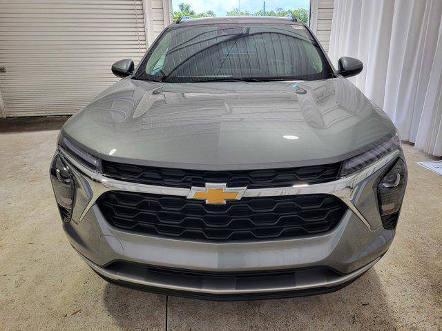new 2025 Chevrolet Trax car, priced at $24,648