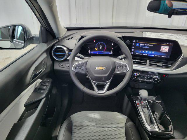new 2025 Chevrolet Trax car, priced at $24,648