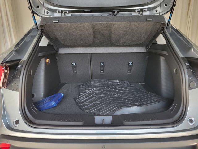 new 2025 Chevrolet Trax car, priced at $24,648