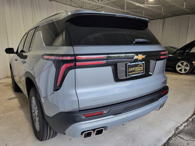 new 2025 Chevrolet Traverse car, priced at $41,658