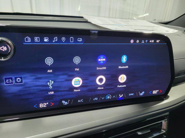 new 2025 Chevrolet Traverse car, priced at $41,658