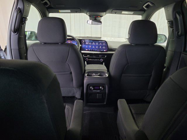 new 2025 Chevrolet Traverse car, priced at $41,658
