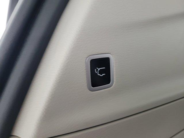 used 2021 Chrysler Pacifica Hybrid car, priced at $24,075
