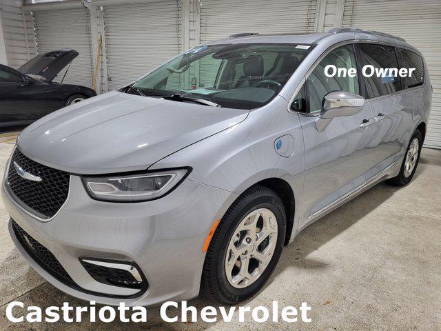 used 2021 Chrysler Pacifica Hybrid car, priced at $24,075