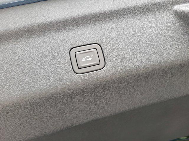 new 2025 Chevrolet Suburban car, priced at $86,038