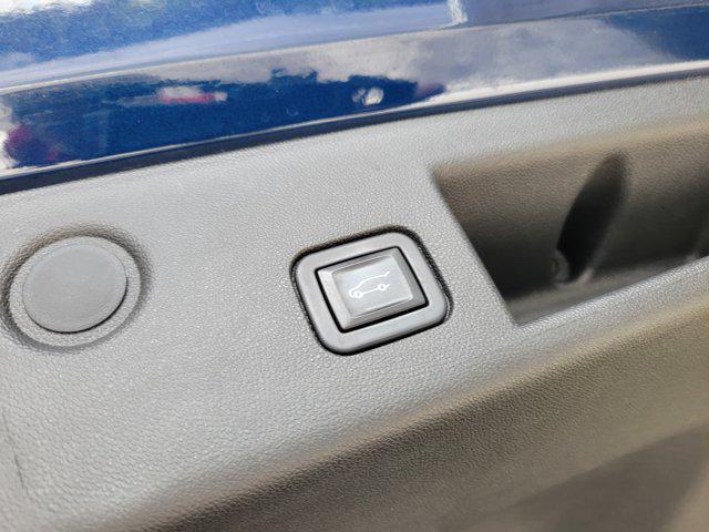 used 2022 Chevrolet Equinox car, priced at $20,430