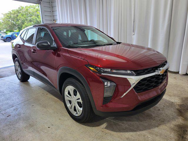 new 2025 Chevrolet Trax car, priced at $23,283
