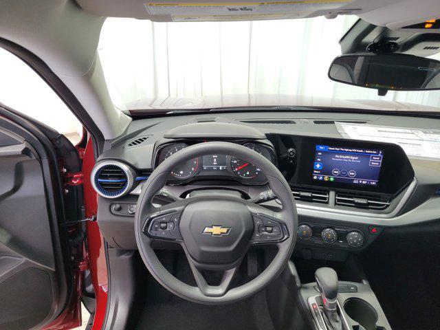 new 2025 Chevrolet Trax car, priced at $23,283
