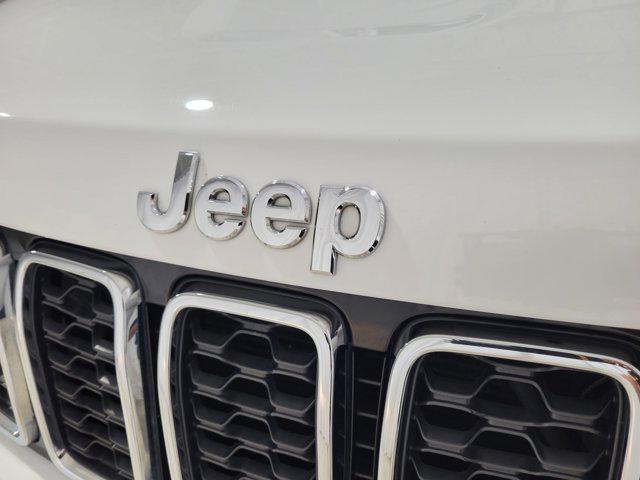 used 2022 Jeep Grand Cherokee car, priced at $19,771