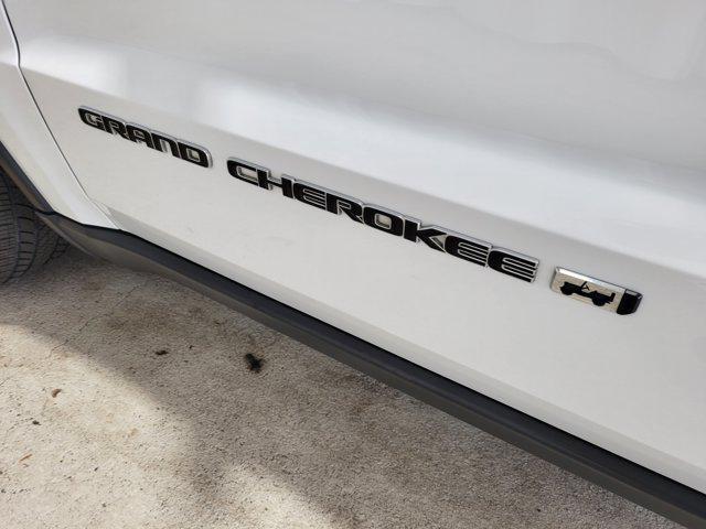 used 2022 Jeep Grand Cherokee car, priced at $19,771