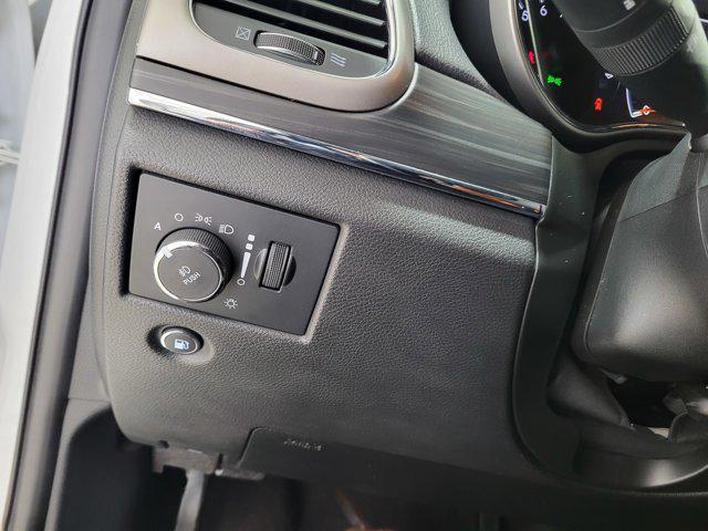 used 2022 Jeep Grand Cherokee car, priced at $19,771