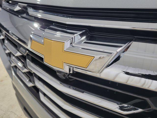 used 2025 Chevrolet Equinox car, priced at $27,749