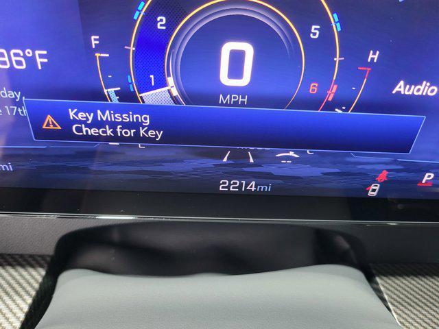 used 2025 Chevrolet Traverse car