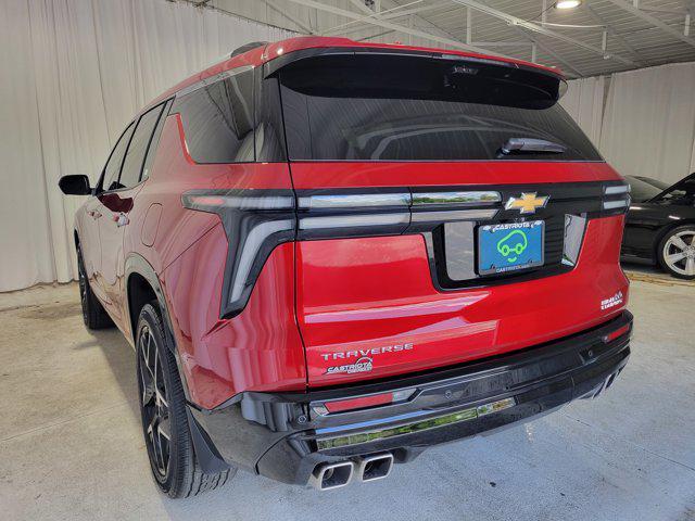 used 2025 Chevrolet Traverse car
