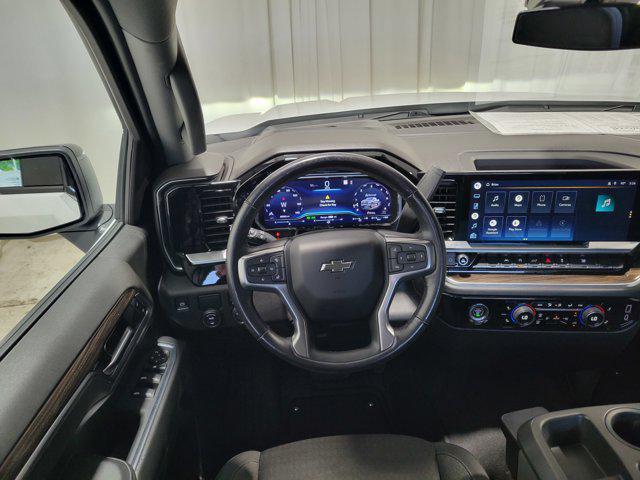 used 2022 Chevrolet Silverado 1500 car, priced at $38,683