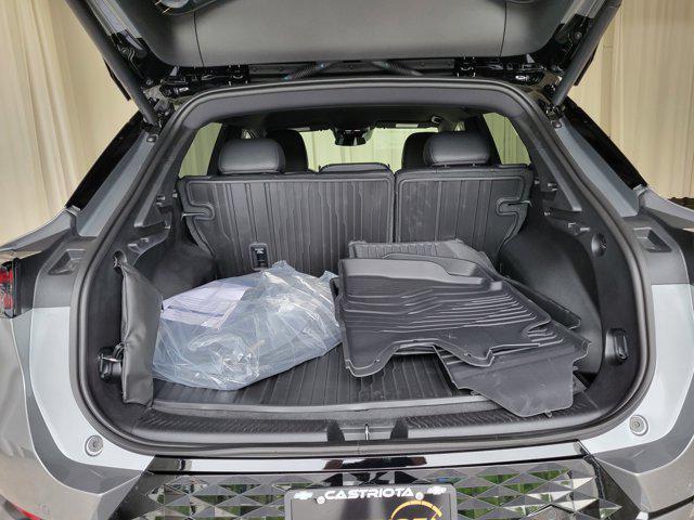new 2025 Chevrolet Equinox EV car, priced at $40,158