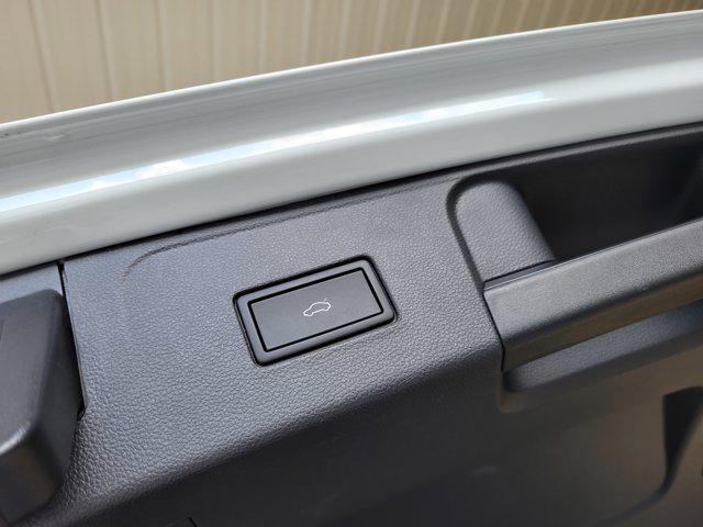 used 2023 Volkswagen Atlas car, priced at $28,958