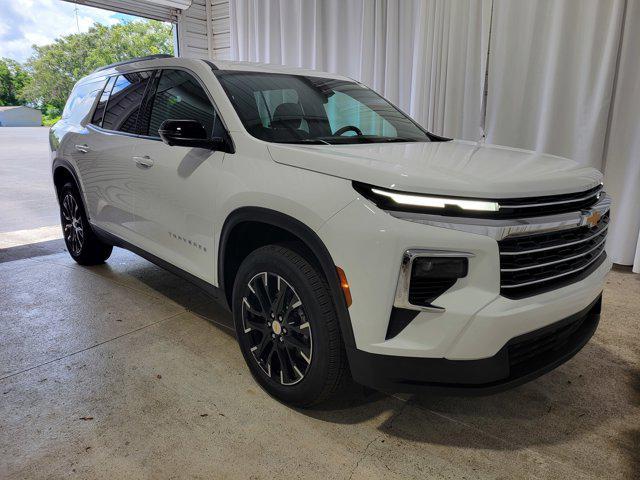 new 2025 Chevrolet Traverse car, priced at $45,233