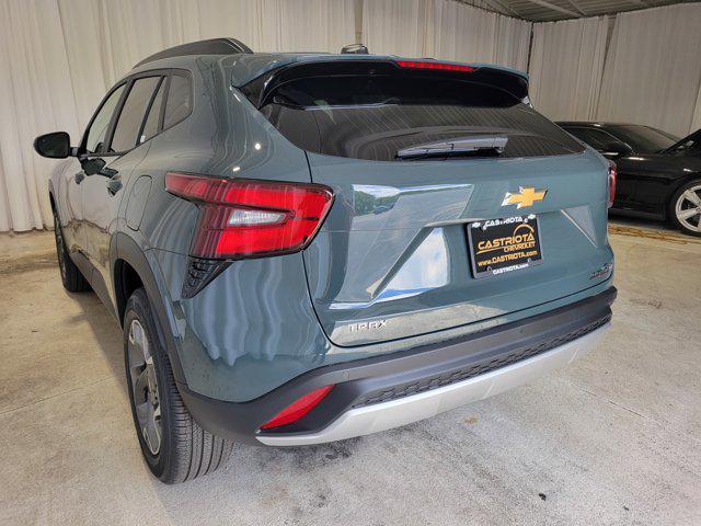new 2025 Chevrolet Trax car, priced at $25,179