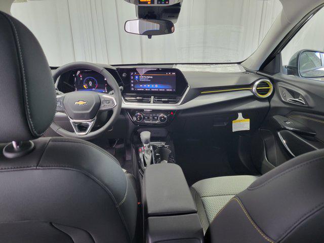 new 2025 Chevrolet Trax car, priced at $25,179