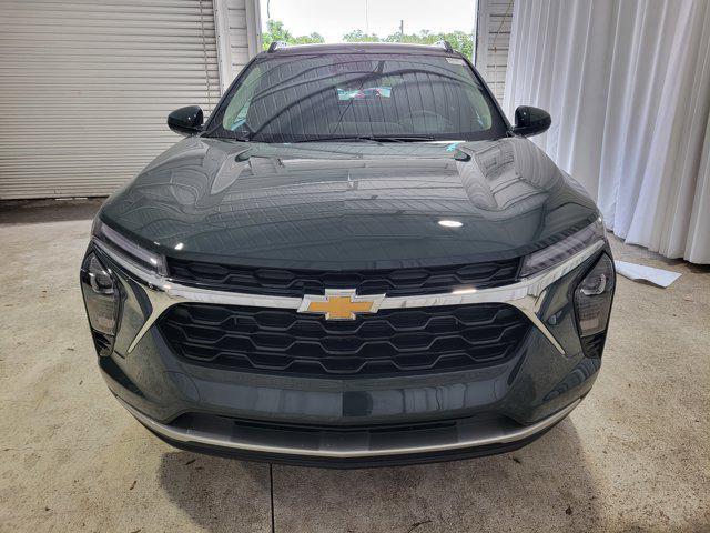 new 2025 Chevrolet Trax car, priced at $25,179