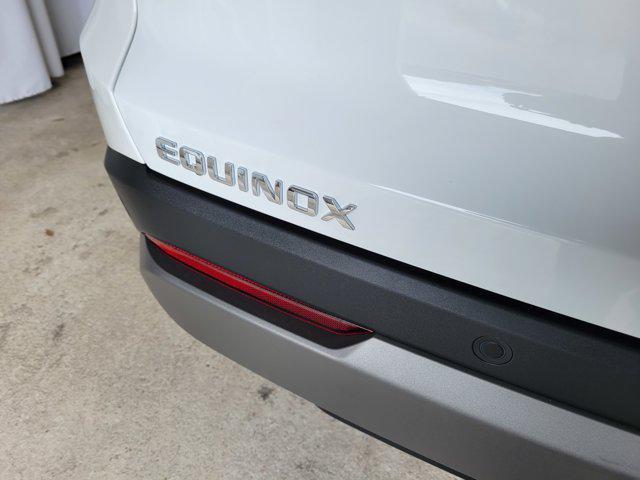new 2026 Chevrolet Equinox car, priced at $33,009
