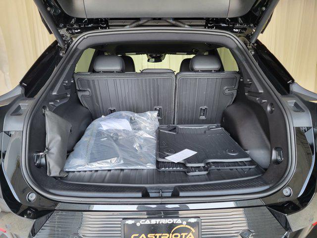 new 2025 Chevrolet Equinox EV car, priced at $39,858