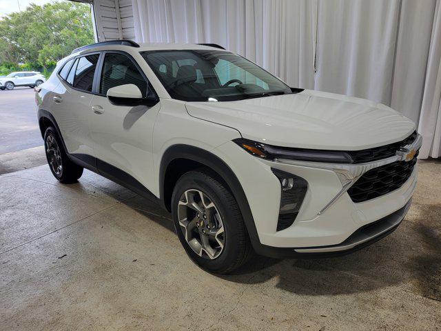 new 2025 Chevrolet Trax car, priced at $25,753