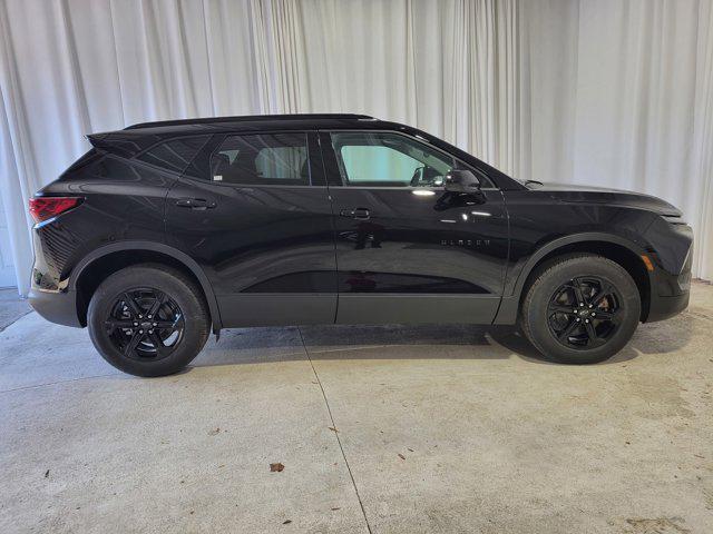 new 2025 Chevrolet Blazer car, priced at $38,655