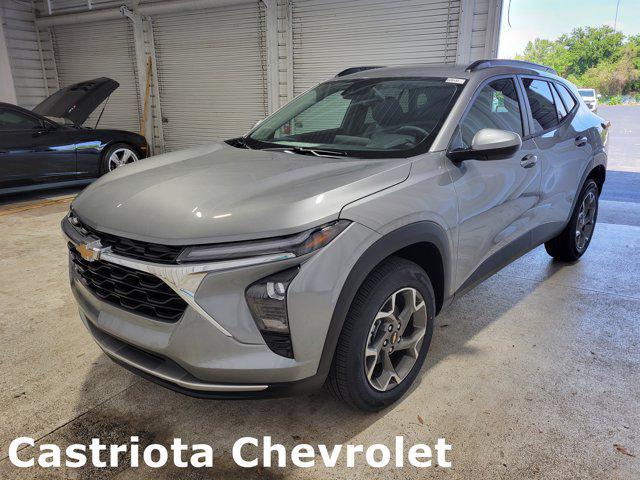 new 2025 Chevrolet Trax car, priced at $25,930