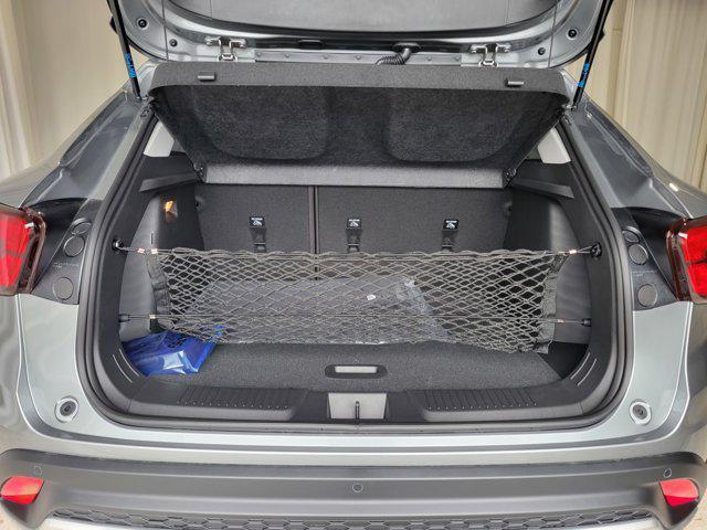 new 2025 Chevrolet Trax car, priced at $25,753