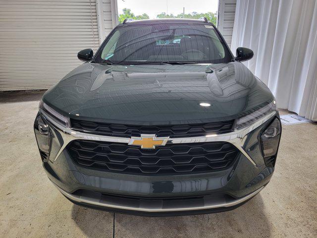 new 2025 Chevrolet Trax car, priced at $24,743