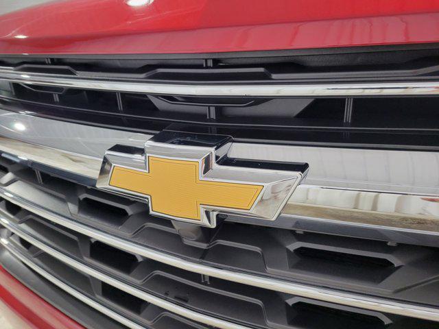 used 2025 Chevrolet Traverse car, priced at $36,699