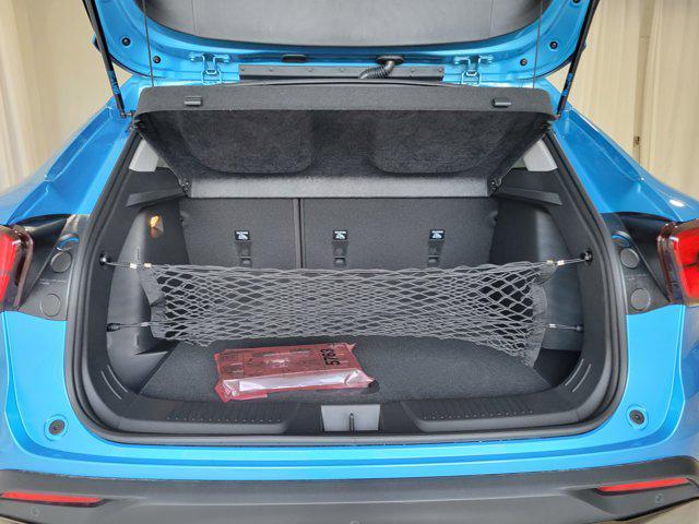 new 2025 Chevrolet Trax car, priced at $28,768